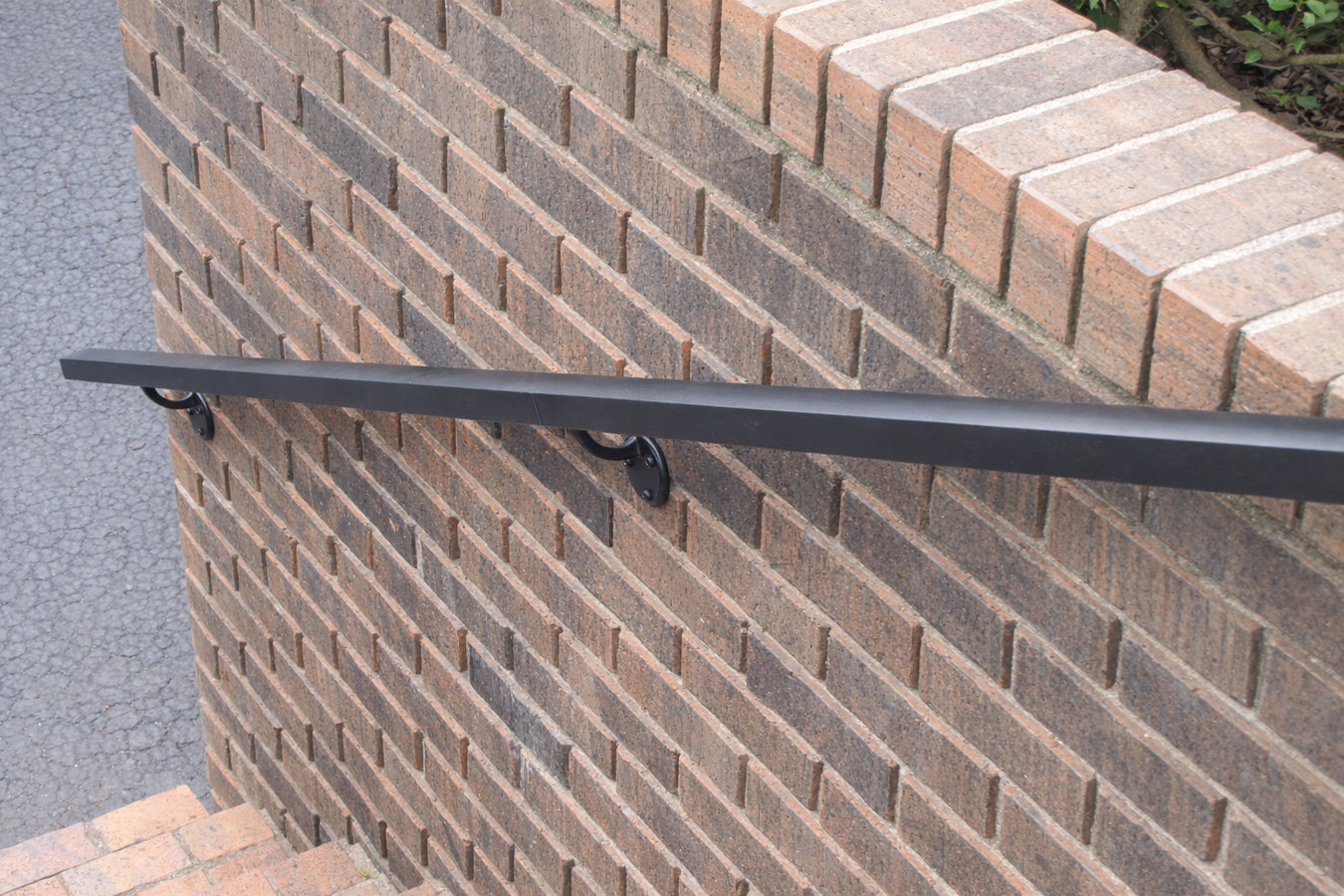 Brick wall installation