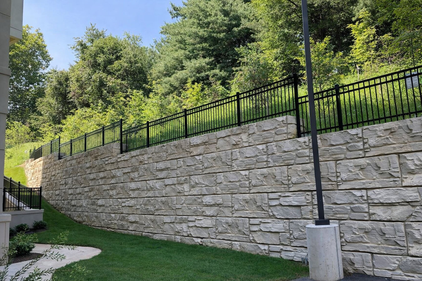 Retaining wall construction in Mobile, AL